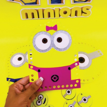 BASE DE ACRÍLICO PARA BOLSA MINIONS